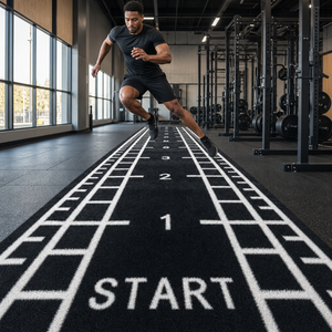 Revêtement de sol sportif en caoutchouc noir antidérapant et absorbant les chocs, tapis de gym avec ligne de départ et numéros marqués - Product Image 3