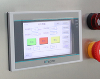 Machine d'étiquetage automatique à grande vitesse pour bouteilles en PET/verre, entraînée par un moteur électrique LOM, pour emballages en bois, application d'autocollants.