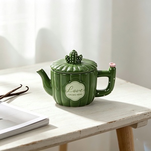Teiera in Ceramica a Forma di Cactus Verde con Stampa 'Love Grows Here', Decorazione Floreale Carina per Servire il Tè a Casa - Product Image 1