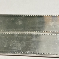 Barre d'espacement en aluminium durable pour isolation thermique des murs-rideaux et des vitrages isolants de véranda