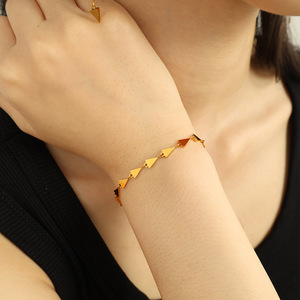 Conjunto de Collar con Triángulo Geométrico, Aleación de Zinc, Joyería de Moda Unisex, Regalo - Product Image 4