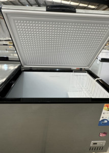 Tủ đông ngang thương mại 526L, cửa kính, ngăn đá sâu, thiết kế hiện đại, tủ đông thịt đông lạnh, tủ đông đặt hàng riêng - Product Image 2