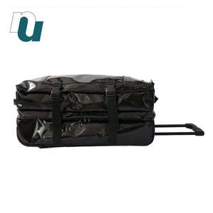 Sac de voyage multifonctionnel avec roulettes en bâche imperméable pour le transport d'objets sensibles à l'humidité - Product Image 5