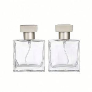 Flacons de parfum en verre givré rectangulaires, imprimés avec un logo personnalisé en couleur, vaporisateur à pompe, 50 ml, 100 ml, cosmétiques pour femmes - Product Image 1
