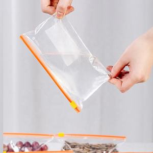 Sac de conservation alimentaire réutilisable en plastique LDPE PE avec fermeture éclair inférieure coulissante personnalisable et extensible, conception à ouverture facile et fonctions de sécurité - Product Image 1