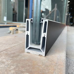 גדר זכוכית פרופיל אלומיניום שחור מחוץ ערוץ u בסיס זכוכית בסיס מעקה מרפסת זכוכית מעקה מעקה זכוכית מעקה מעקה - Product Image 2