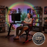Bureau de jeu et de travail AOR GTX-C3 avec éclairage LED RGB, porte-gobelets et supports pour casque - Plateau en bois, vente en gros usine