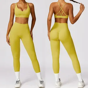 בגדי כושר מותאם אישית בגדי ספורט פעילים 2 חלקים אימון כושר יוגה נמתחת תחת יוגה סטים לנשים