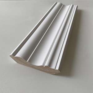 Moulures de plafond en bois de pin blanc moderne, durables, écologiques et apprêtées pour la décoration de plafonds d'hôtel - Product Image 1