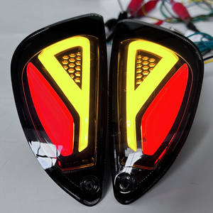 Nuovo Fanale Posteriore a LED con Indicatori di Direzione JPA Virtu Omologato E-MARK per Scooter Piaggio <span class=keywords><strong>VESPA</strong></span> SPRINT Primavera 150 <span class=keywords><strong>LX</strong></span> <span class=keywords><strong>125</strong></span> S125 - Product Image 1