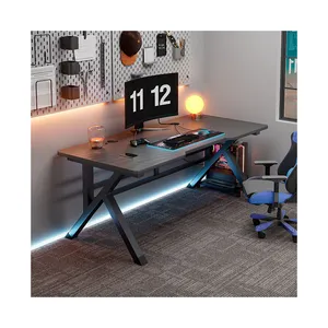 Benutzer definierte ergonomische K-förmige RGB-Kohle faser Oberfläche Computer Schreibtisch Spieltisch mit Licht