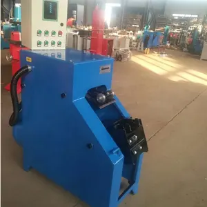 Machine automatique de retrait de patins de frein pour enlever les plaquettes de frein