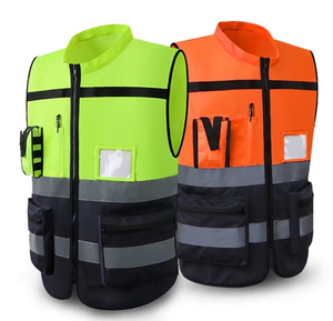 Gilet de sécurité réfléchissant en polyester respirant personnalisable Caractéristiques réglables Vêtements imperméables <span class=keywords><strong>pour</strong></span> une utilisation de sécurité dans la construction - Product Image 4