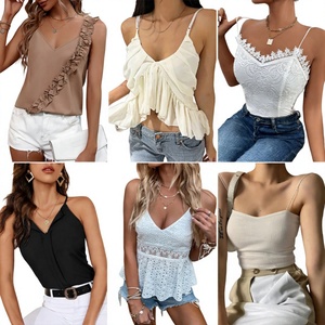 Vêtements d'occasion en gros pour femmes 2026 pour fournisseurs : lots de tops et robes neufs, assortiment mixte, balles de vêtements usagés, vêtements de stock avec étiquettes coupées - Product Image 1