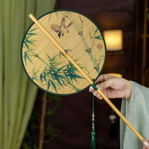 <span class=keywords><strong>Abanico</strong></span> de Mano Plegable Redondo de Bambú Vintage, <span class=keywords><strong>Abanico</strong></span> Oriental de 8 Pétalos con Diseño de Flores y Pájaros, con Patrones Auspiciosos, <span class=keywords><strong>Abanico</strong></span> de Cintura de Bambú Natural - Product Image 3