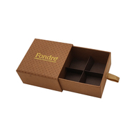 Boîte à bijoux en carton rigide recyclé avec couvercle coulissant de luxe, logo personnalisé en relief, petit tiroir, ruban, bougie