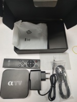 Boîtier TV Linux OS4.9 2.4gHZ Wifi H313 4K Smart TV Box 1G+8G Prise en charge IP/TV avec plus de 5000 chaînes en direct Boîtier décodeur Linux