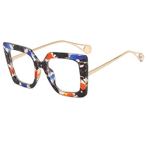 Nuevas <span class=keywords><strong>gafas</strong></span> cuadradas <span class=keywords><strong>de</strong></span> moda con montura grande, <span class=keywords><strong>gafas</strong></span> antiazules, Estilo Europeo Americano, populares en <span class=keywords><strong>AliExpress</strong></span> - Product Image 2