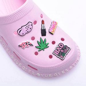 Lettre chaussures breloques pour concepteur unisexe extérieur sandales numéro chaussure breloque plage animaux Carton nourriture fruits oeuf chaussure breloque - Product Image 6