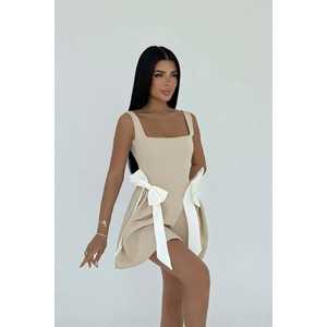 Vestido de Noche Nellie Mini Beige con Estilo Fluido y Decoración Drapeada, Cintura Imperio, Talla XS, para Fiestas, Citas y Eventos - Product Image 2