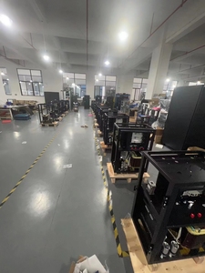 UPS Industrial en Línea de Onda Sinusoidal Pura 60KVA Trifásico 60KVA 80KVA 60KW 380V con Batería Externa - Product Image 5