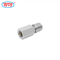Approvisionnement d'usine matériau en laiton FME prise mâle vers prise mâle QMA adaptateur coaxial RF connecteurs de convertisseur d'adaptateur coaxial en stock