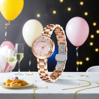 Montre à quartz en or rose pour femme avec cadran rose super lumineux Diamètre du cadran 30mm Affichage du pointeur en strass Produit OEM