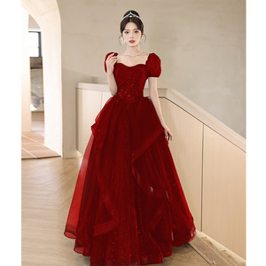 Nuevo <span class=keywords><strong>Vestido</strong></span> <span class=keywords><strong>de</strong></span> Noche <span class=keywords><strong>Rojo</strong></span> <span class=keywords><strong>de</strong></span> Lujo con Diseño <span class=keywords><strong>de</strong></span> Línea A, Largo hasta el Suelo, <span class=keywords><strong>de</strong></span> Satén con Cola Barrida, Ecológico, para Banquete - Product Image 3