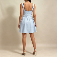 Robe Courte Rayée Respirante Numérique Naturelle pour Femme avec Nœud Papillon – Style Décontracté pour l'Été et les Vacances – Prise en Charge OEM Personnalisée