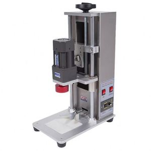 Machine de bouchage de bouteilles en plastique semi-automatique électrique 450 - Product Image 2