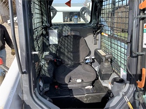 Envío mundial T770 Bobcat Track Skid Steer Loader con informe de inspección completo y baja presión de tierra a la venta - Product Image 6