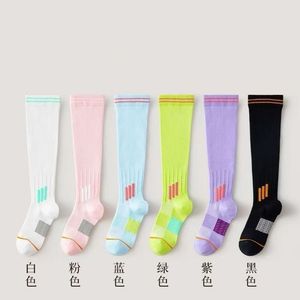 Sports <b>Compression</b> Calf Socks <b>Knee</b> High Breathable For Running Yoga Fitness Workouts Medium Thickness Jacquard Technology - Product Image 2