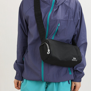 Bolso Bandolera Unisex Simple Oxford, Diseño Impermeable, Ligero y Duradero, Forro de Poliéster, Cierre de Cremallera - Product Image 2