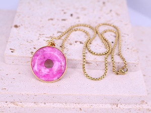 NN1145防水镀金不锈钢链条绿色紫红色玉石甜甜圈吊坠项链女士 - Product Image 4