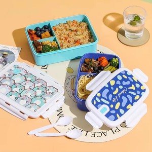 Boîte à <span class=keywords><strong>lunch</strong></span> en plastique à 3 compartiments, compatible micro-ondes, avec fourchette et cuillère, impression IML personnalisée, sans BPA, conteneur alimentaire, vente en gros, directement de l'usine - Product Image 4