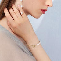 GPB06 Chaîne à maillons Figaro demi-or 14K fait main en argent 925 taillé de diamants et bracelet de perles baroques demi-irrégulières