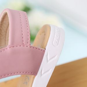 Novedad <span class=keywords><strong>de</strong></span> verano, sandalias romanas planas para niñas, zapatos <span class=keywords><strong>de</strong></span> playa para niños con hermosas flores, sandalias para exteriores para bebés - Product Image 6
