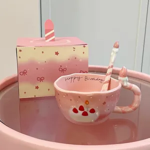 Tasse Girly haute à thème joyeux anniversaire tasse à eau en céramique Style de conception de dessin animé <span class=keywords><strong>meilleure</strong></span> tasse cadeau pour les filles et les meilleurs amis - Product Image 4