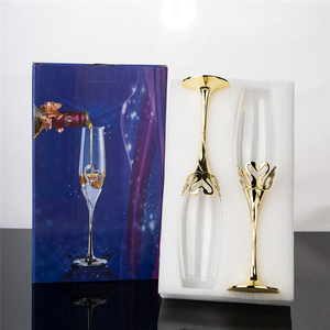 Flûte à <span class=keywords><strong>champagne</strong></span> en verre à double cœur fait à la main avec diamant - Product Image 3