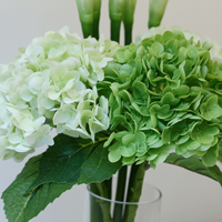 Dekorasi bunga Hydrangea Calla Lily buatan, karangan bunga dengan vas kaca bening dan air