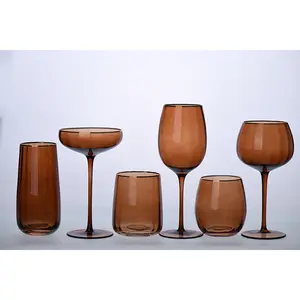 Conjunto de copos de vinho vintage marrom para sala de estar em casa, copos de vinho personalizados de luxo para hospitalidade, copos de vinho âmbar