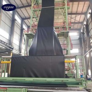 Geomembrana <span class=keywords><strong>de</strong></span> HDPE <span class=keywords><strong>de</strong></span> 1.0mm, 1.5mm, 2.0mm para Sistemas <span class=keywords><strong>de</strong></span> Recolección <span class=keywords><strong>de</strong></span> <span class=keywords><strong>Agua</strong></span> <span class=keywords><strong>de</strong></span> <span class=keywords><strong>Lluvia</strong></span>, Depósitos y Estanques <span class=keywords><strong>de</strong></span> Riego - Revestimiento Impermeable Eficaz - Product Image 4