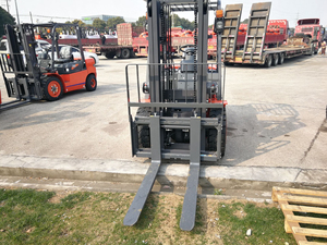 Carrello Elevatore Diesel da 3 Tonnellate FD30T, 3000kg, Contrappesato per Carichi Pesanti, Velocità 20km/<span class=keywords><strong>h</strong></span>, per Movimentazione Rapida in Fabbriche e Magazzini - Product Image 2