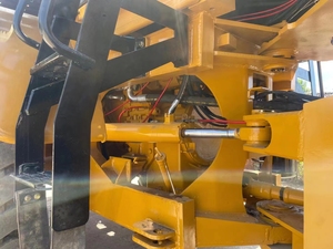 Cargadora de Segunda Mano 950H Usada de Buena Calidad CATERPILLAR 950H con Repuestos/Cat Usada 950B 950g en Shanghái - Product Image 5