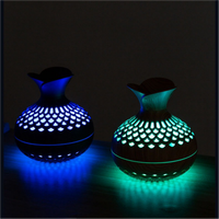 Humidificateur de bureau à design creux, alimenté par USB, diffuseur d'arômes en forme de vase à fleurs en grain de bois, humidificateur silencieux à brume froide, décoration d'intérieur, cadeau