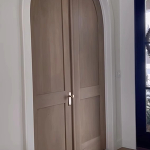 Porta Interna Arcuata Contemporanea con Anima in Legno Ingegnerizzato <span class=keywords><strong>per</strong></span> <span class=keywords><strong>Architetti</strong></span> e Costruttori su Misura - Product Image 1