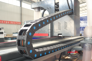 Intelligente <span class=keywords><strong>CNC</strong></span>-Fräsmaschine für die Herstellung von Küchen tür möbeln Beliebte Holzschrank-Schneidebrett-Verkauf Mach3 Syntec - Product Image 3