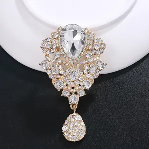 Bán Buôn Rõ Ràng Teardrop Thời Trang Thạch Diamante Brooch Pins Cho Bó Hoa Cưới