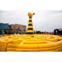 Grand labyrinthe extérieur gonflable girafe château pour enfants maison hantée ruche aire de jeux labyrinthe mobile