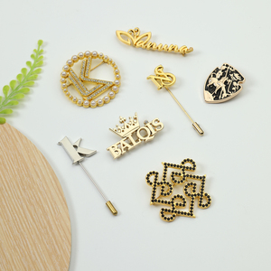 2024 Thương Hiệu Phổ Biến Logo Pin Huy Hiệu Quần Áo <span class=keywords><strong>Hijab</strong></span> An Toàn Chất Lượng Cao Vàng Kim Loại Trâm Pin Với Thạch Cho Ăn Mặc - Product Image 2
